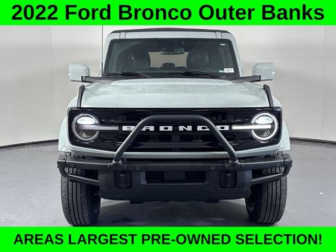 Used 2022 Ford Bronco Outer Banks image 2