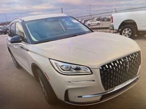 Used 2023 Lincoln Corsair Reserve image 14