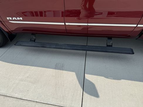 Used 2025 RAM 1500 Limited AWD/4WD image 12