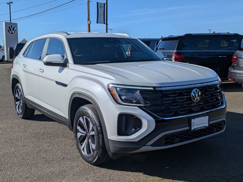 New 2026 Volkswagen Atlas Cross Sport SE AWD/4WD image 7