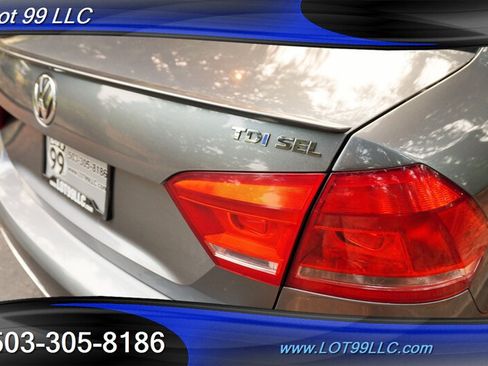 Used 2013 Volkswagen Passat TDI SEL Premium FWD image 32