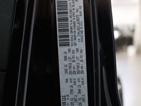 Used 2018 Jeep Wrangler Unlimited Sahara w/ Cold Weather Group image 37