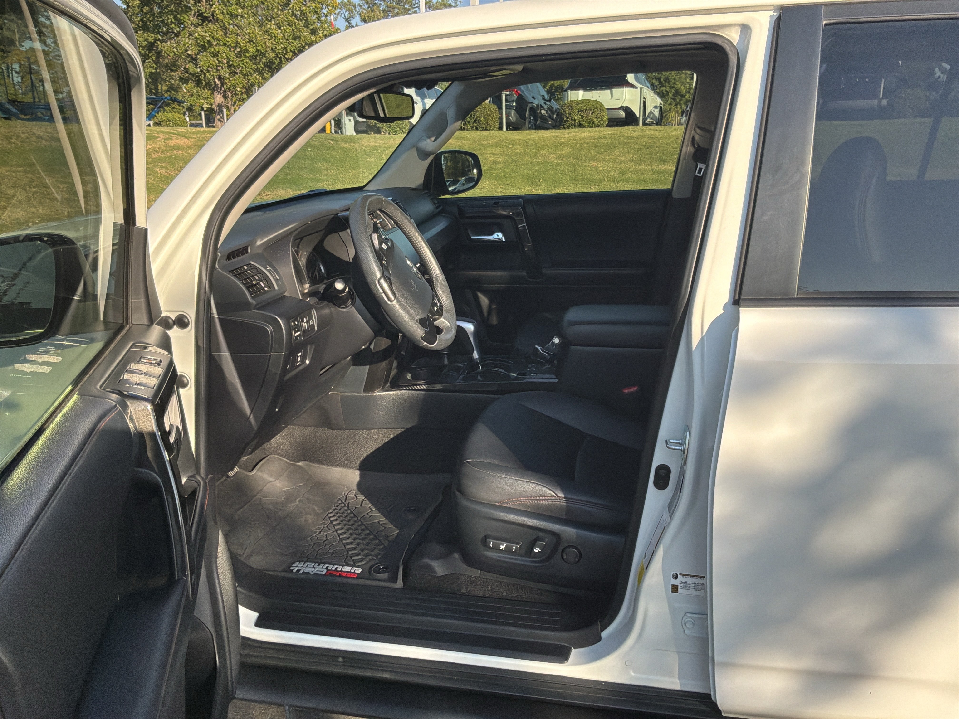 Used 2021 Toyota 4Runner TRD Off-Road Premium w/ Moonroof Package AWD/4WD image 16