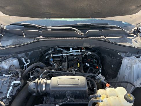 Used 2023 Ford Explorer XLT RWD image 24