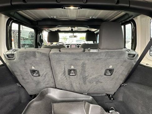 Used 2021 Jeep Wrangler Unlimited Sport image 22