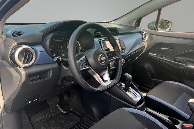 Used 2025 Nissan Versa SV w/ Trunk Package FWD image 15