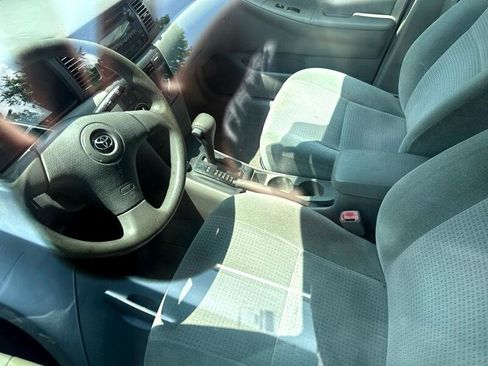 Used 2006 Toyota Corolla CE image 5