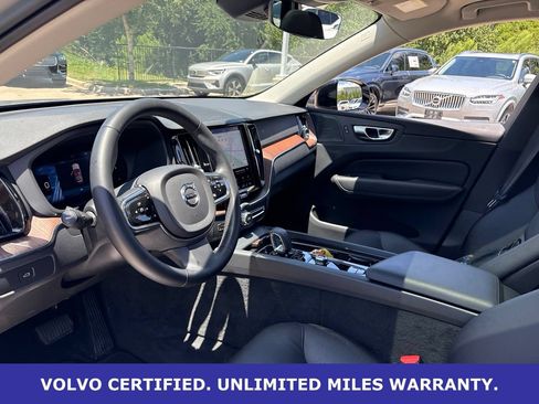 Certified 2023 Volvo XC60 B5 Plus w/ Climate Package AWD/4WD image 18