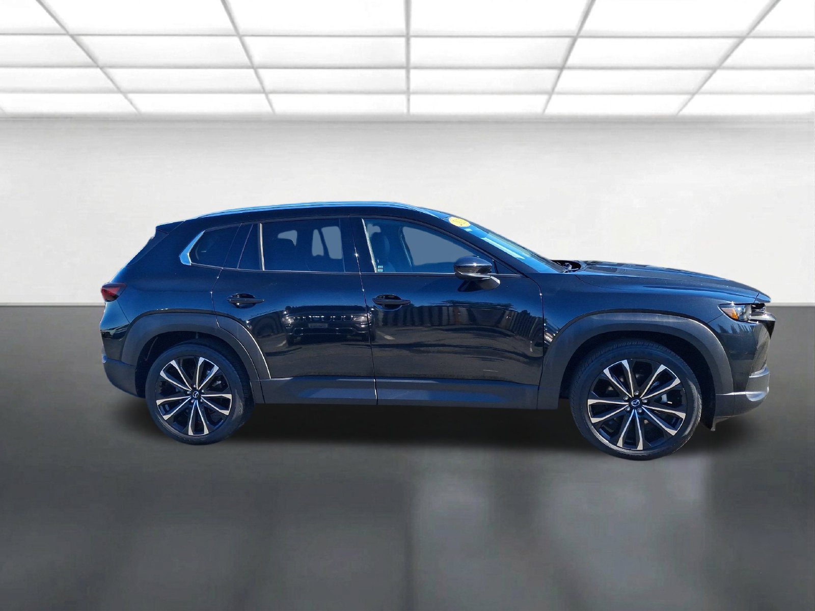 Used 2025 MAZDA CX-50 AWD 2.5 S w/ Premium Plus Pkg image 2