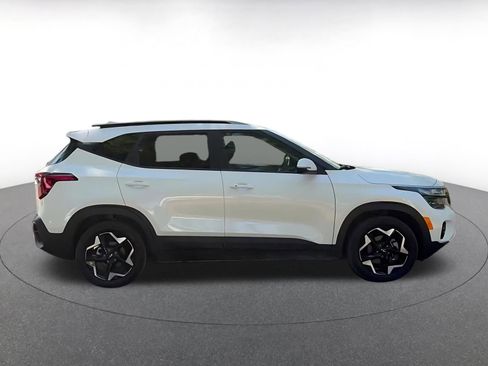 Used 2025 Kia Seltos S FWD image 16