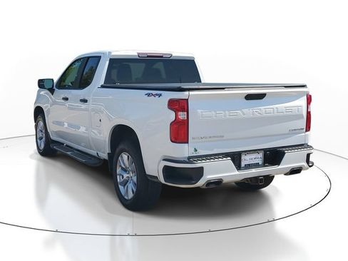 Certified 2020 Chevrolet Silverado 1500 Custom w/ Custom Value Package AWD/4WD image 3