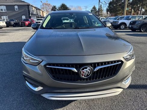 Used 2018 Buick Regal Preferred w/ Driver Confidence Package #1 image 8