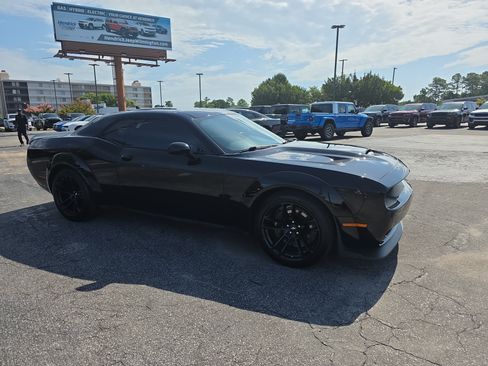 Used 2023 Dodge Challenger R/T Scat Pack RWD image 2
