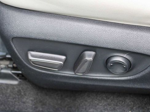 Used 2021 Toyota RAV4 XLE Premium w/ Carpet Mat Package (TMS) image 19