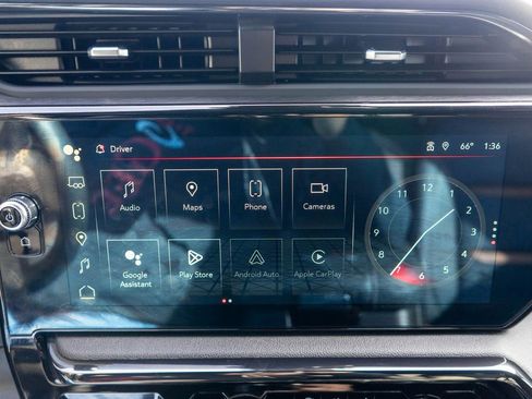 Used 2024 GMC Sierra 2500 AT4 w/ AT4 Premium Plus Package image 25