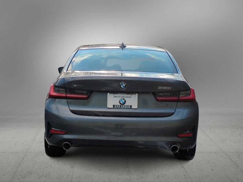 Certified 2022 BMW 330i xDrive Sedan w/ Premium Package image 7