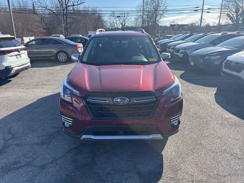 Used 2022 Subaru Forester Touring image 2