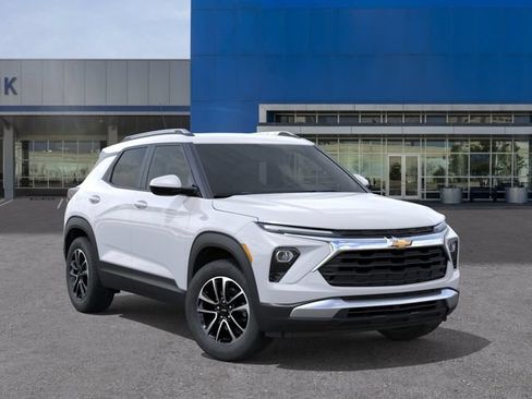 New 2026 Chevrolet TrailBlazer LT FWD image 7