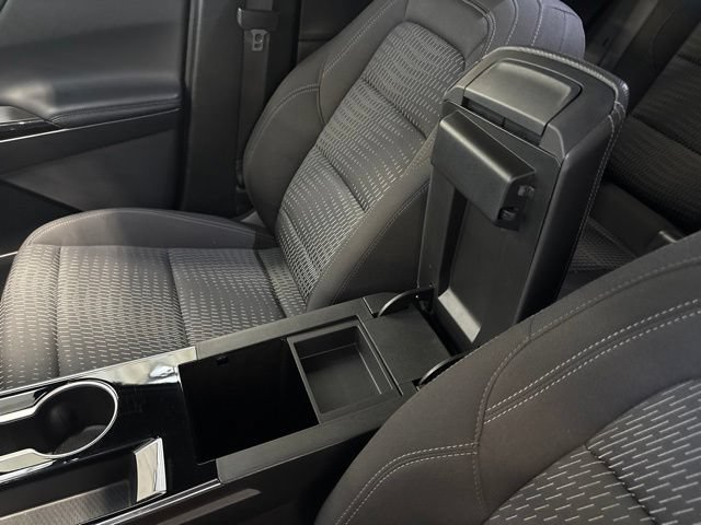 Used 2025 Chevrolet Equinox LT AWD/4WD image 24