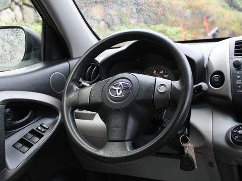 Used 2010 Toyota RAV4 4WD image 20