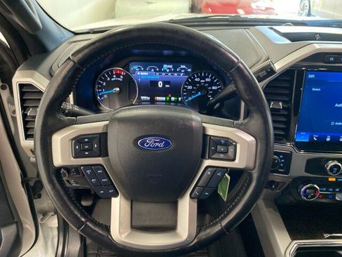 Used 2022 Ford F250 Lariat w/ Black Appearance Package AWD/4WD image 20