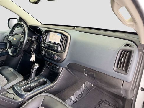 Used 2022 Chevrolet Colorado Z71 w/ Safety Package image 28