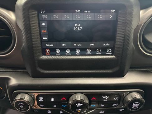 Used 2021 Jeep Wrangler Sport AWD/4WD image 6