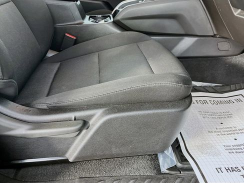 Used 2023 Chevrolet Colorado Trail Boss AWD/4WD image 32