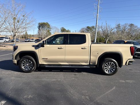 Used 2023 GMC Sierra 1500 AT4 w/ Technology Package image 8