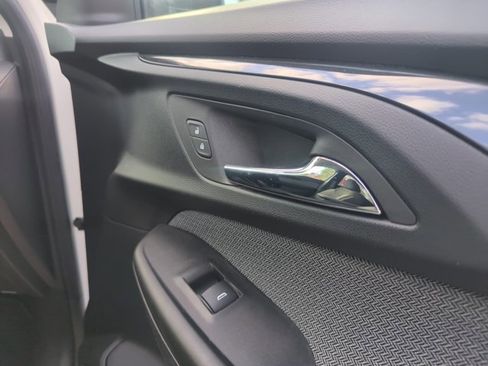 Used 2023 Chevrolet TrailBlazer LT FWD image 26