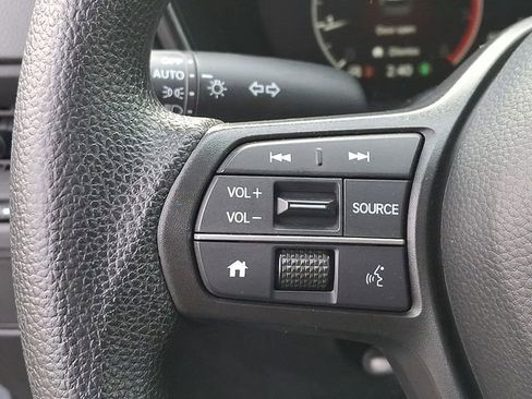 Used 2025 Honda CR-V LX image 21