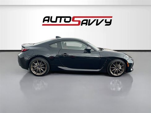 Used 2025 Subaru BRZ Limited w/ Popular Package 2 image 8