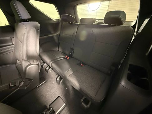 New 2026 Chevrolet Traverse LT FWD image 11