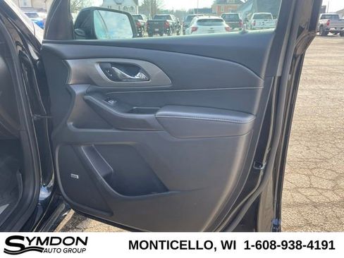 Used 2023 Chevrolet Traverse Premier w/ Redline Edition image 23