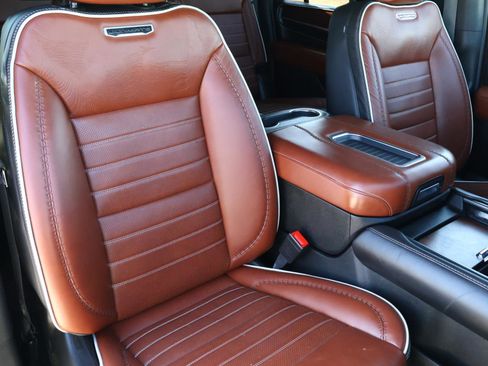 Used 2024 GMC Yukon XL Denali Ultimate image 24