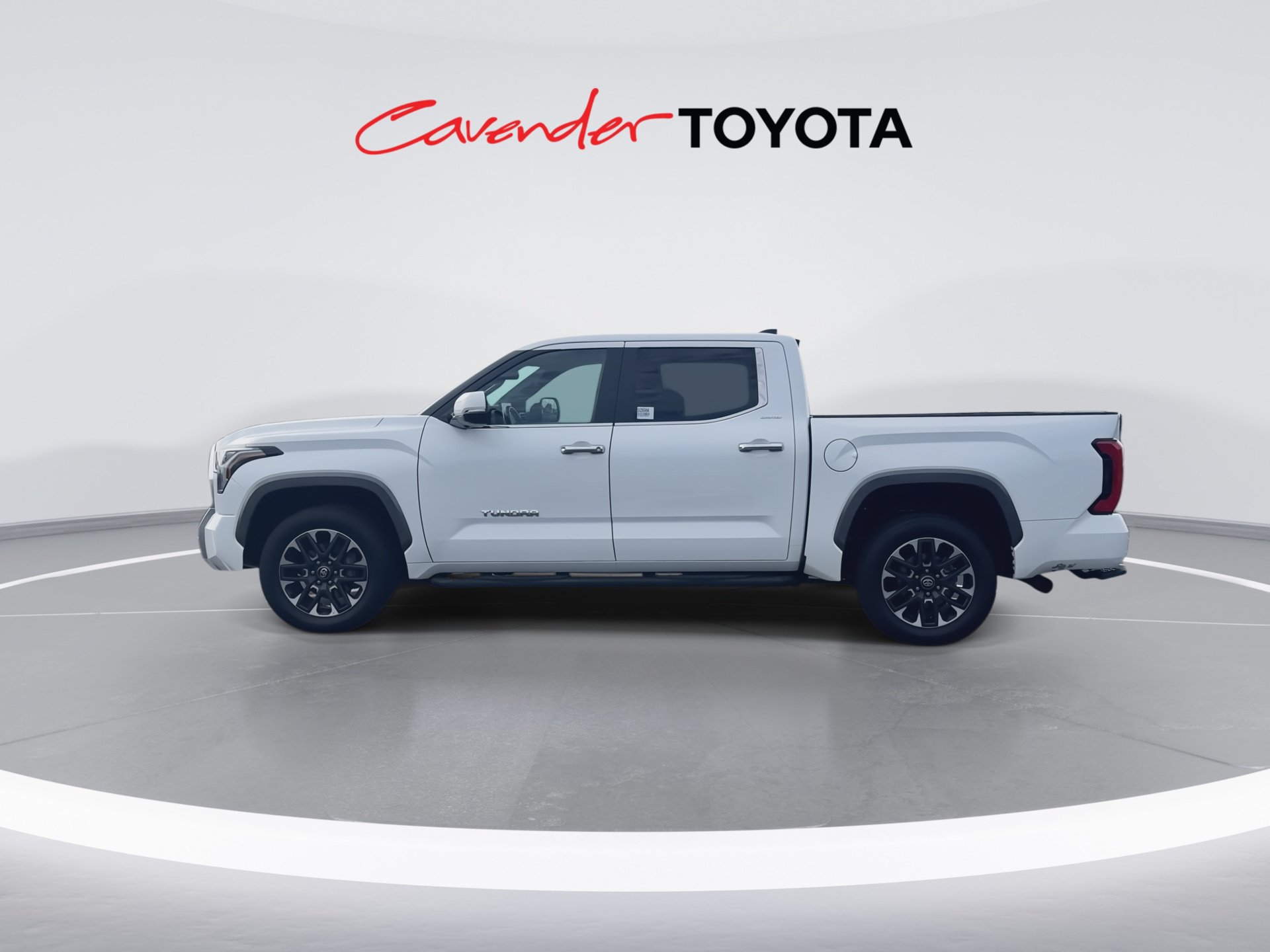 Certified 2025 Toyota Tundra Limited AWD/4WD image 5