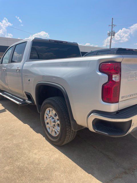 Used 2023 Chevrolet Silverado 2500 LT w/ Texas Edition AWD/4WD image 5