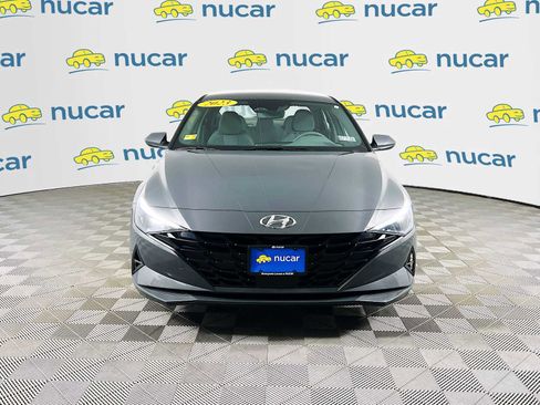 Certified 2023 Hyundai Elantra SEL w/ Convenience Package image 2