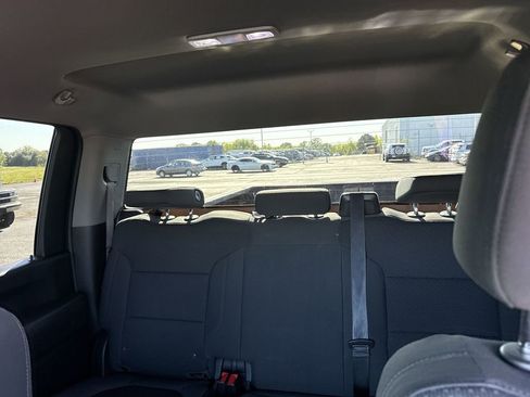 Certified 2022 Chevrolet Silverado 2500 Custom w/ Custom Convenience Package AWD/4WD image 11