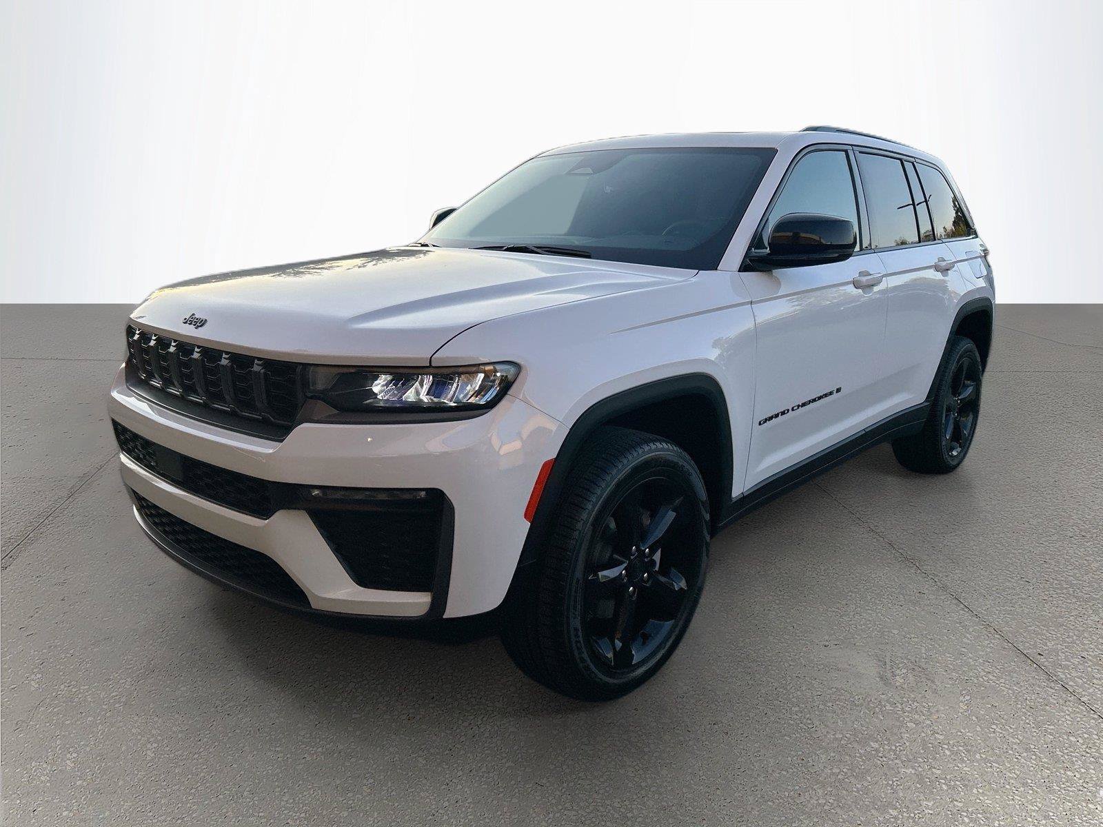 New 2026 Jeep Grand Cherokee Limited w/ Limited Altitude Package AWD/4WD image 8
