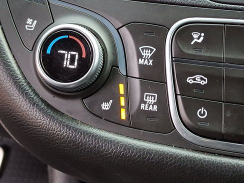 Used 2018 Chevrolet Malibu Premier w/ Premier Sun and Wheel Package image 27