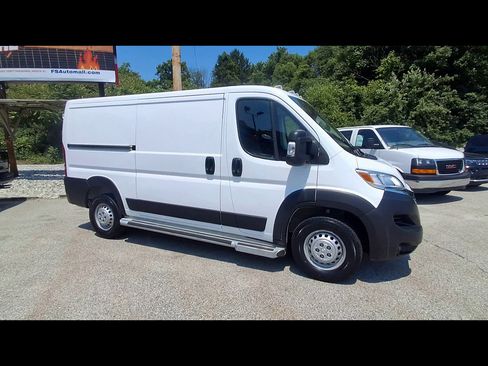 Used 2025 RAM ProMaster 2500 w/ U-Haul Equipment Group FWD image 2