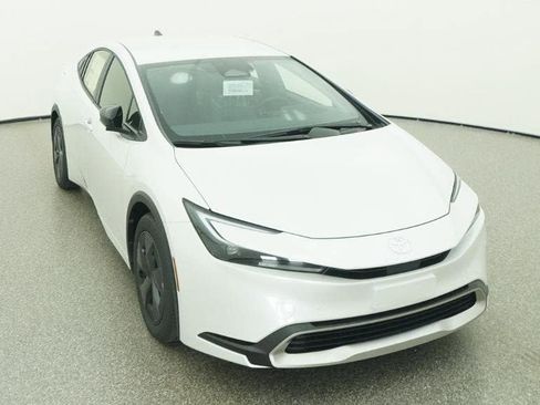 New 2026 Toyota Prius Plug-In Hybrid FWD image 14
