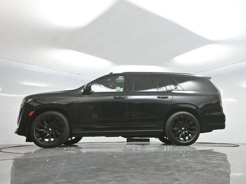 Used 2023 Cadillac Escalade Sport w/ LPO, ONYX Package image 78