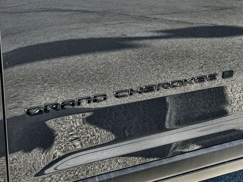 New 2026 Jeep Grand Cherokee Altitude RWD image 8