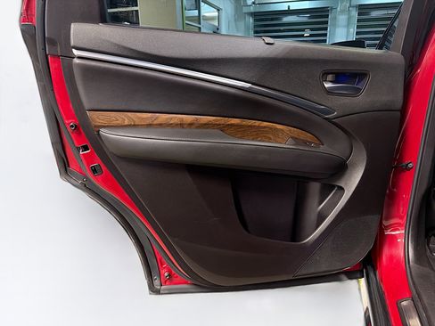 Used 2018 Acura MDX SH-AWD w/ Advance Package image 27