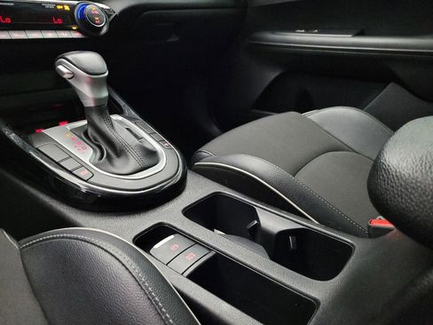 Used 2024 Kia Forte GT-Line image 26