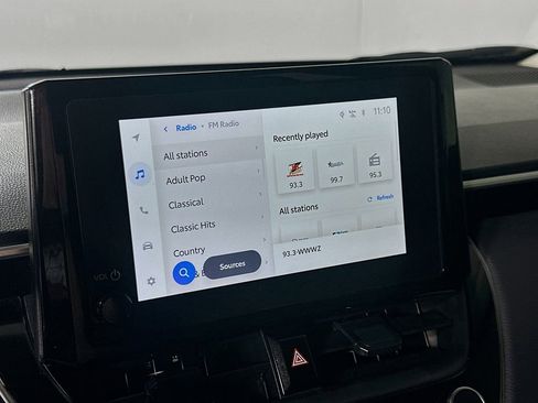 Used 2024 Toyota Corolla Cross LE image 28