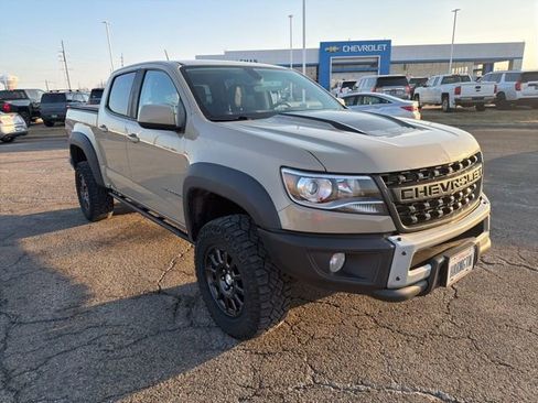 Used 2021 Chevrolet Colorado ZR2 w/ Colorado ZR2 Bison Edition image 2