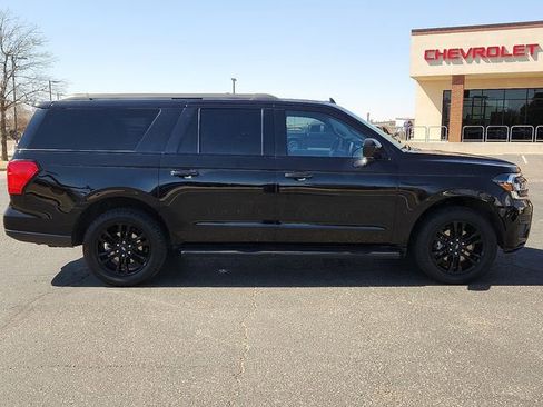 Used 2022 Ford Expedition Max XLT image 5